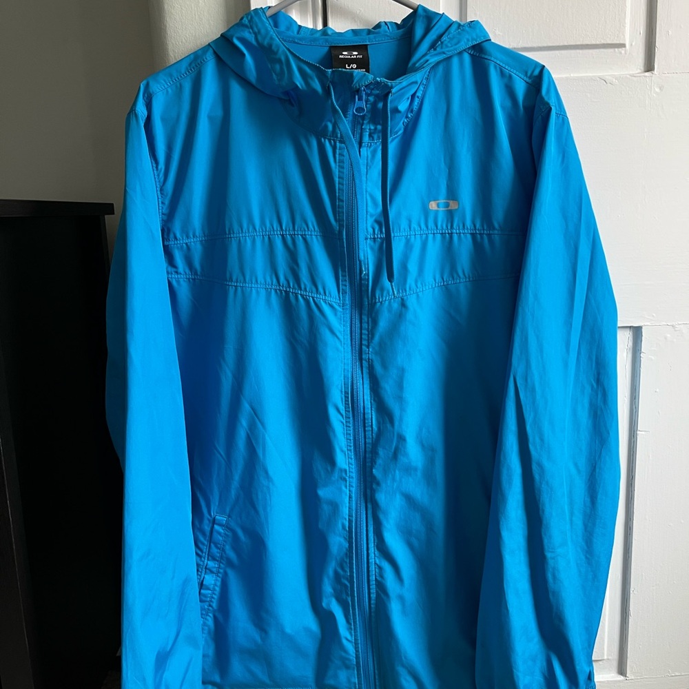Oakley Vibrant Blue Lightweight Windbreaker